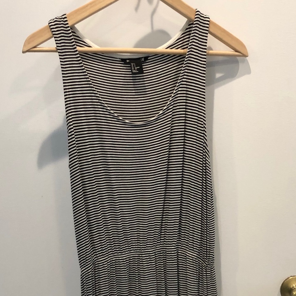 H&M Black and White striped dress Sm